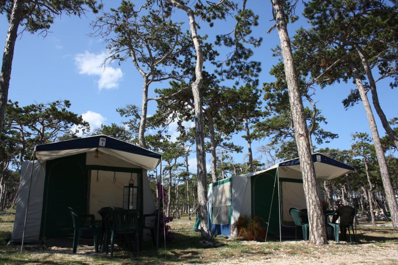 فندق Camping Planik Ražanac المظهر الخارجي الصورة