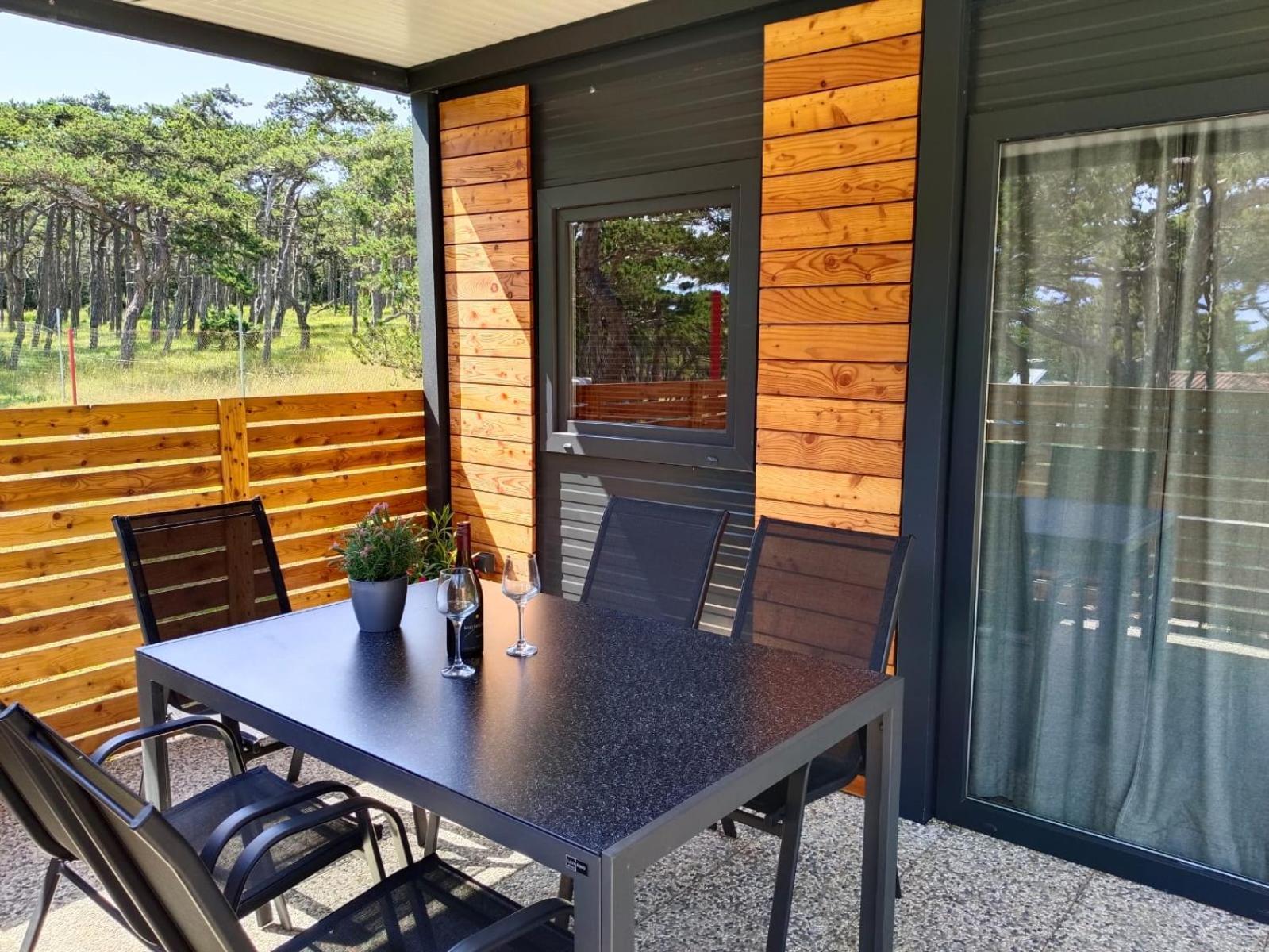 فندق Camping Planik Ražanac المظهر الخارجي الصورة