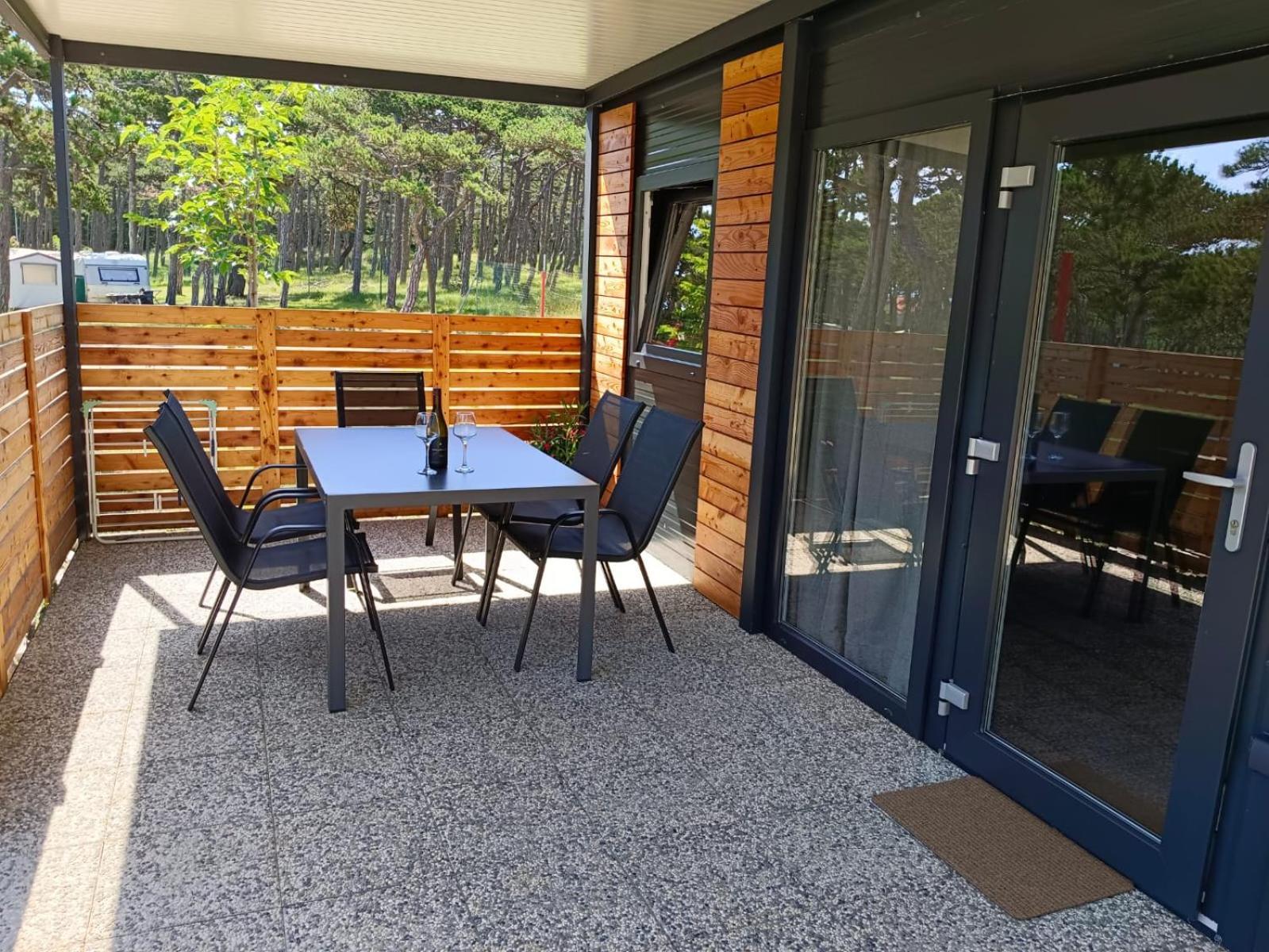 فندق Camping Planik Ražanac المظهر الخارجي الصورة