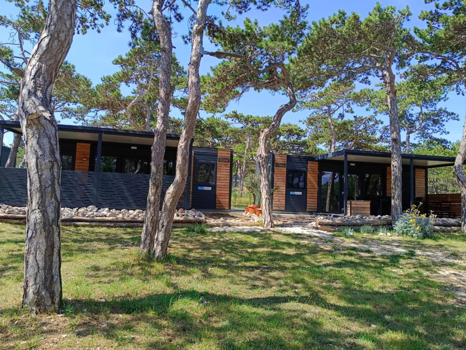 فندق Camping Planik Ražanac المظهر الخارجي الصورة