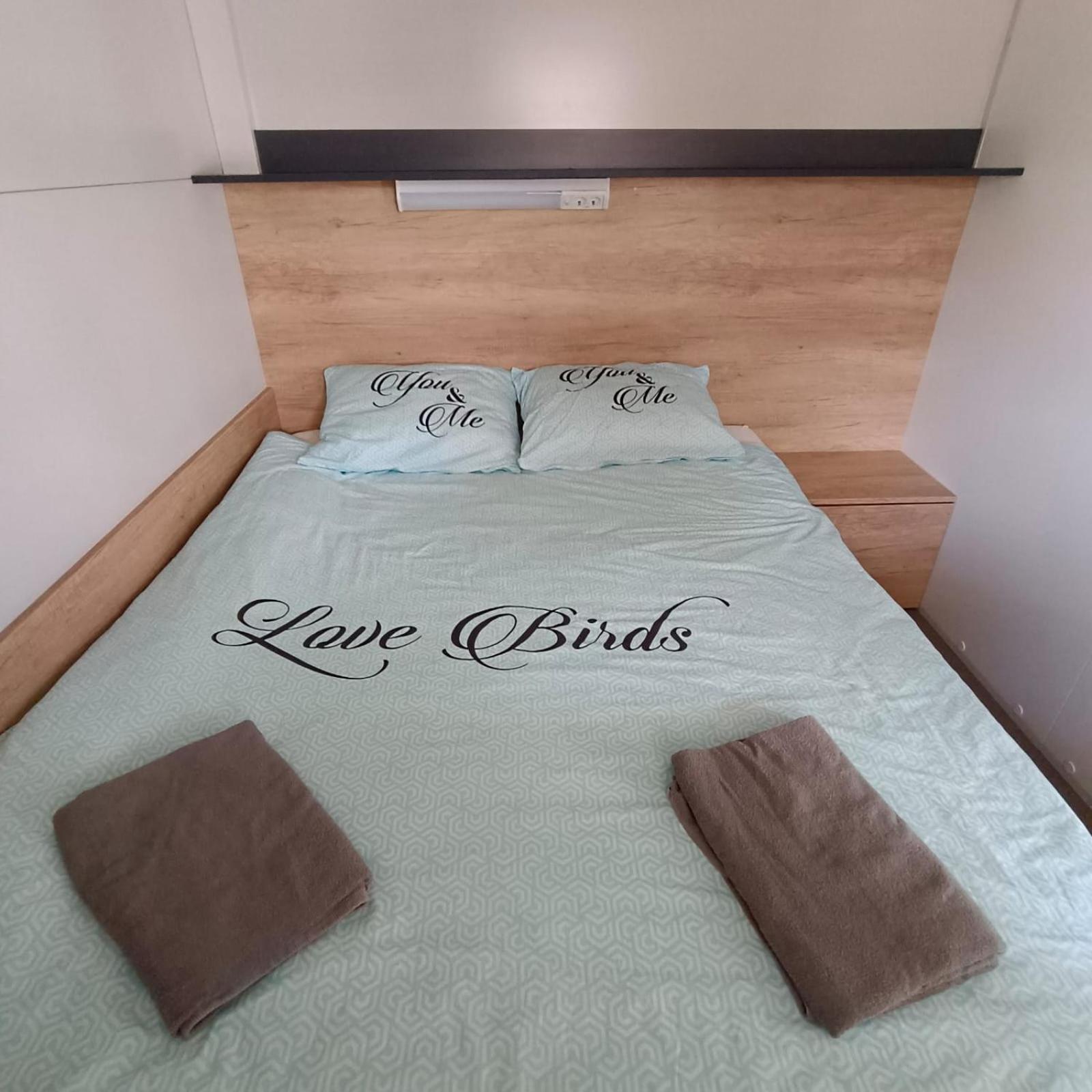 فندق Camping Planik Ražanac المظهر الخارجي الصورة